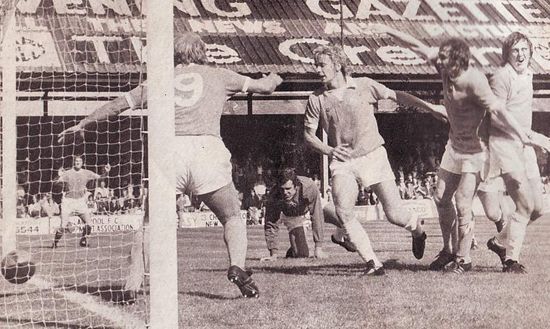 blackpool texaco cup 1974 to 75 tueart goal blackpool texaco cup 1974 to 75 tueart goal